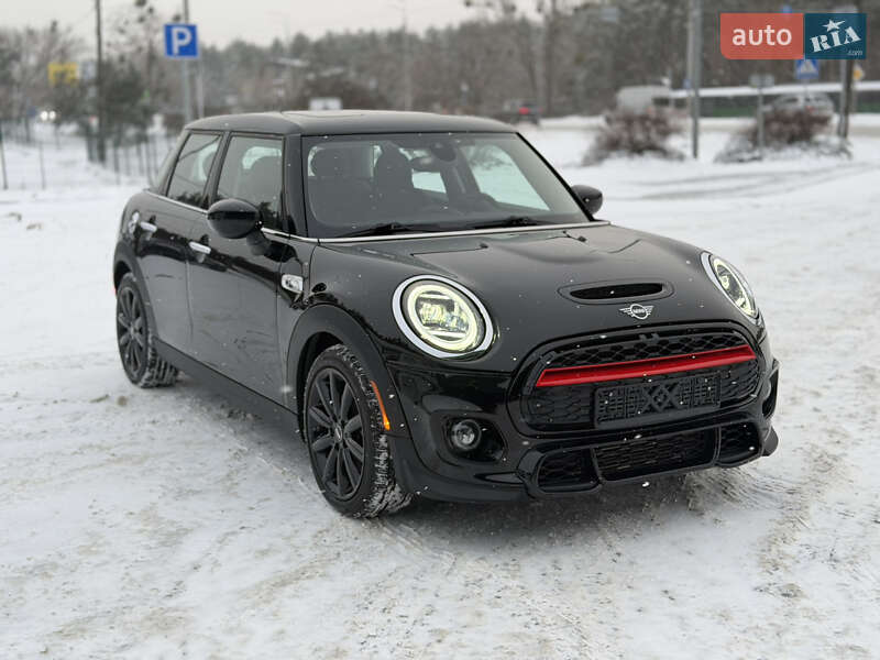 Хэтчбек MINI Cooper 2021 в Киеве