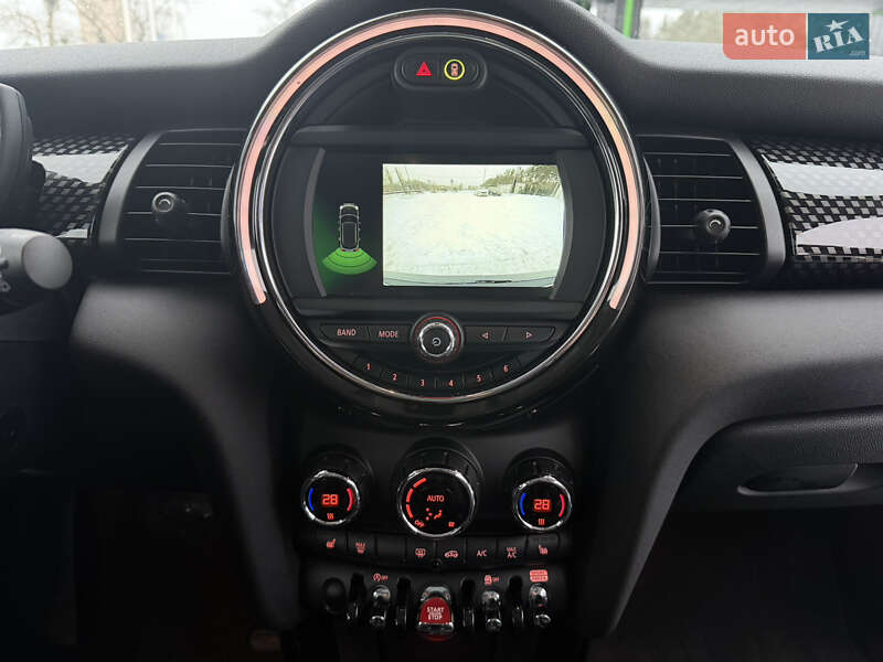 Хэтчбек MINI Cooper 2021 в Киеве