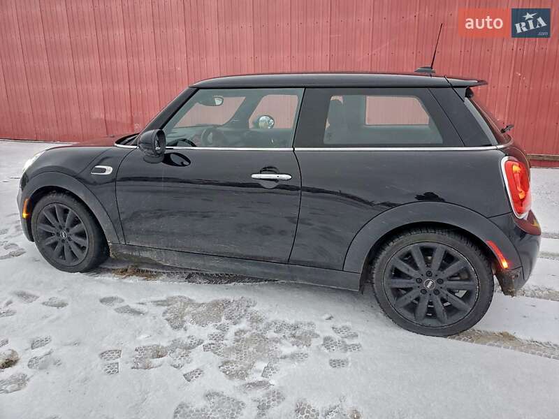 Хетчбек MINI Cooper 2017 в Вінниці