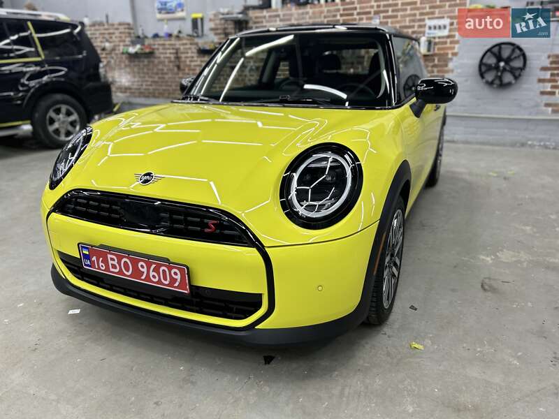 2024 Mini Cooper, VIN WMW23GD08S2W68586:plate — zdjęcie 1 (autoria)