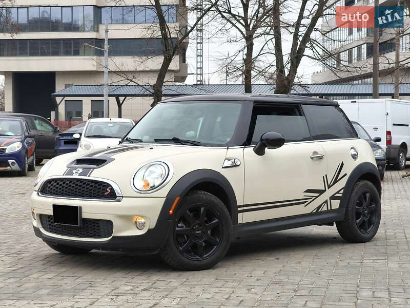 Хэтчбек MINI Cooper 2010 в Днепре