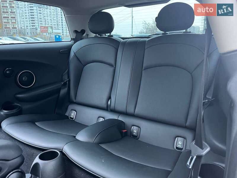 Хетчбек MINI Cooper 2015 в Києві