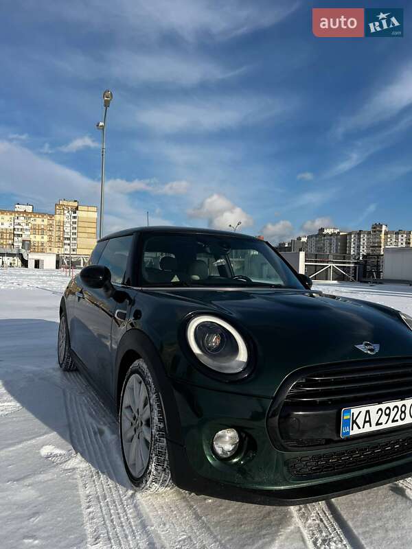 Хетчбек MINI Cooper 2017 в Києві