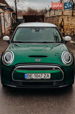 Хэтчбек MINI Cooper 2021 в Николаеве