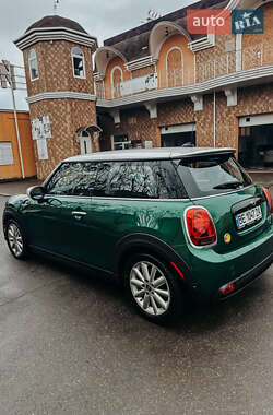 Хэтчбек MINI Cooper 2021 в Николаеве