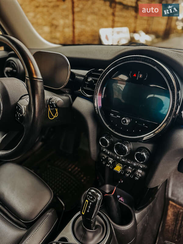 Хетчбек MINI Cooper 2021 в Миколаєві фото 16 Хетчбек MINI Cooper 2021 в Миколаєві