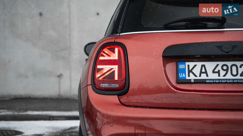 Хэтчбек MINI Cooper 2020 в Киеве