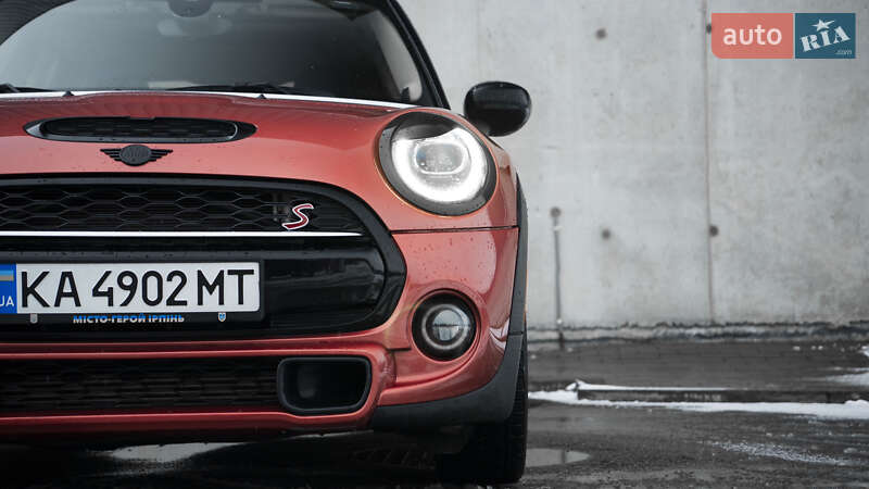 Хэтчбек MINI Cooper 2020 в Киеве