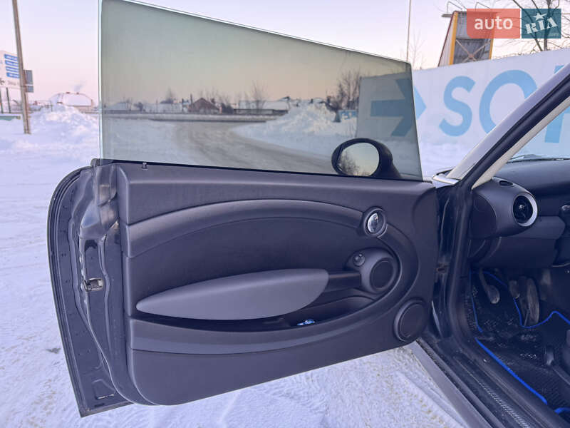 Хэтчбек MINI Cooper 2011 в Ровно
