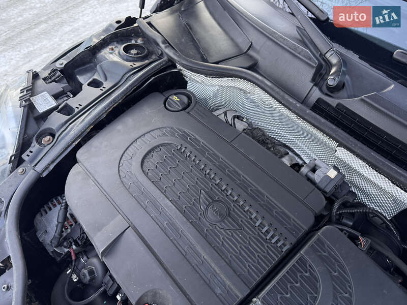 Хэтчбек MINI Cooper 2011 в Ровно