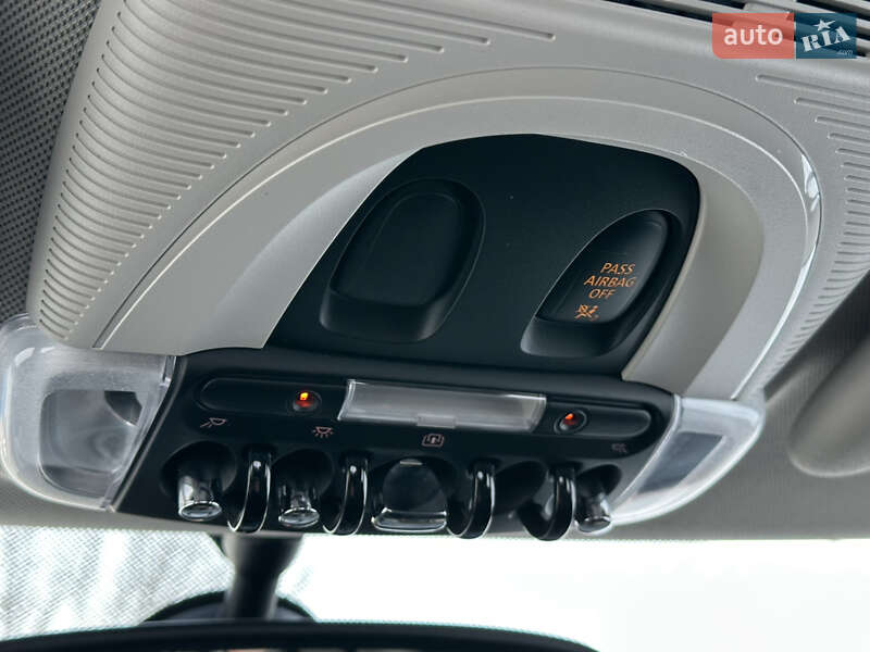 Хетчбек MINI Cooper 2017 в Києві