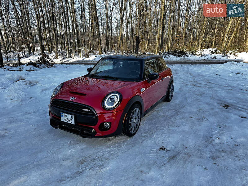Хетчбек MINI Cooper 2020 в Ужгороді