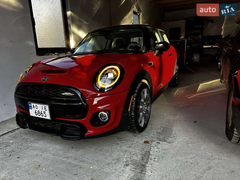 Хетчбек MINI Cooper 2020 в Ужгороді