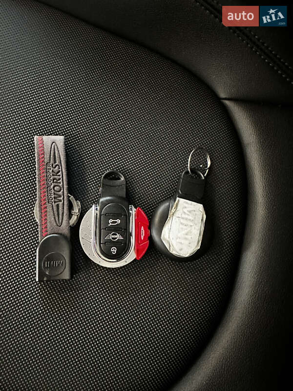 Хетчбек MINI Cooper 2020 в Ужгороді