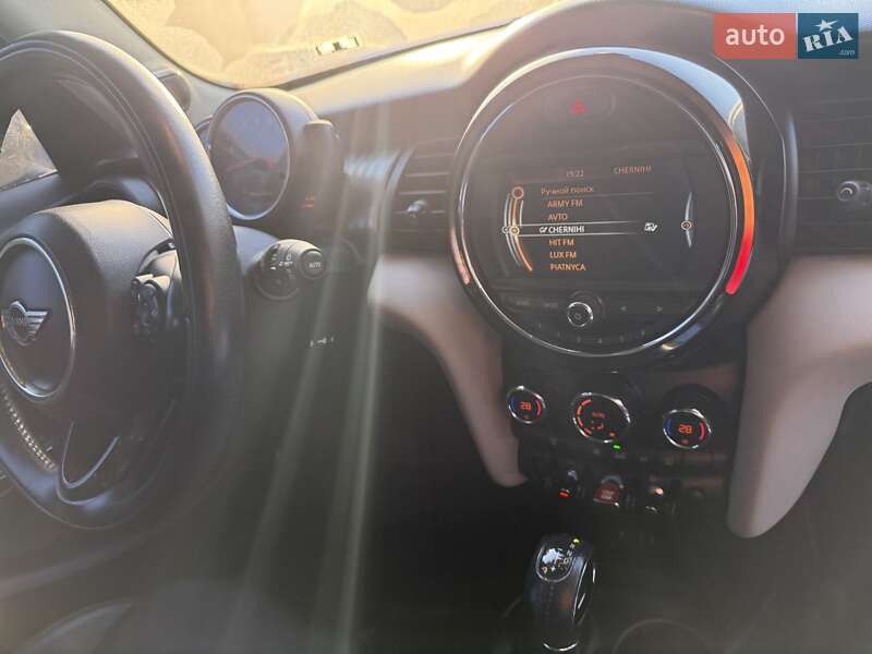 Хетчбек MINI Cooper 2016 в Чернігові фото 13 Хетчбек MINI Cooper 2016 в Чернігові