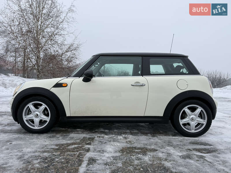 Хетчбек MINI Cooper 2007 в Києві