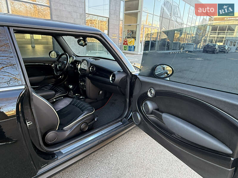 Хэтчбек MINI Cooper 2010 в Харькове