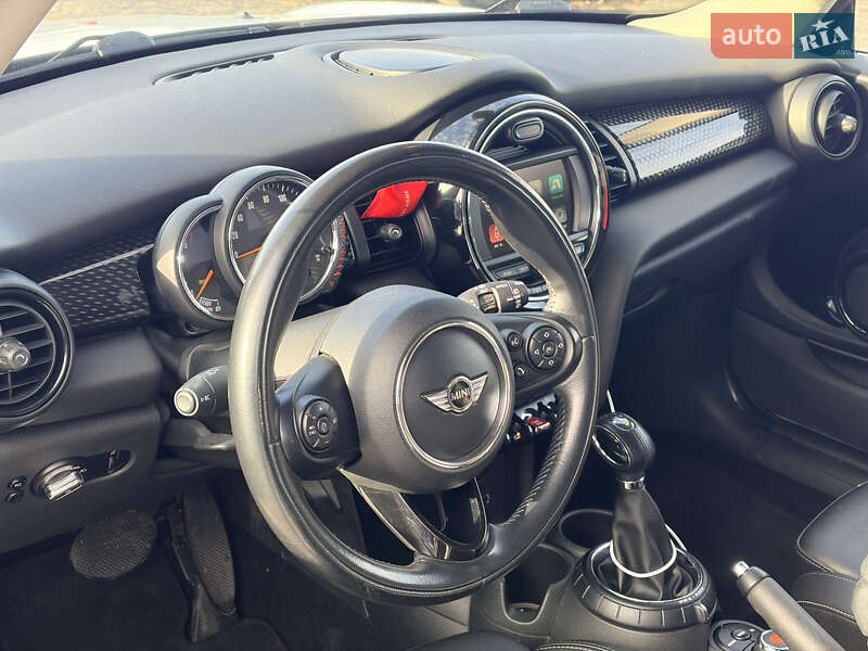 Хетчбек MINI Cooper 2016 в Дніпрі