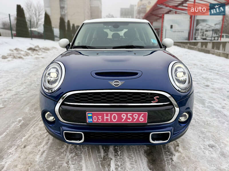 Хэтчбек MINI Cooper 2015 в Виннице
