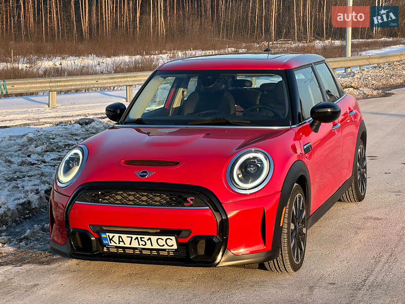 Хэтчбек MINI Cooper 2022 в Киеве