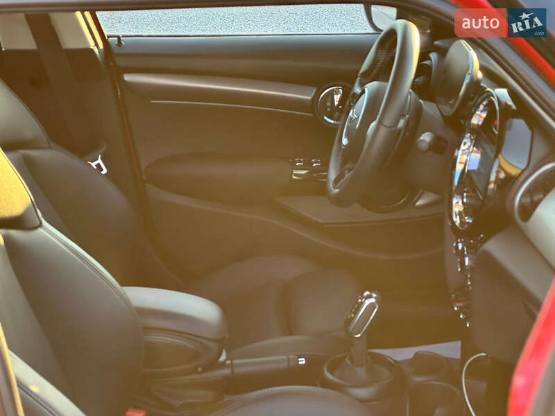 Хэтчбек MINI Cooper 2022 в Киеве фото 16 Хэтчбек MINI Cooper 2022 в Киеве