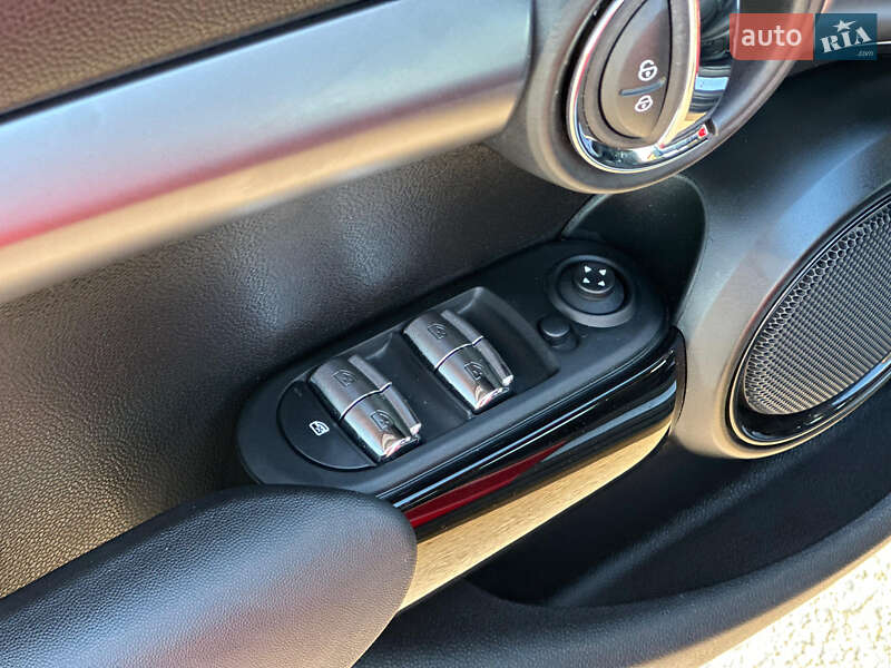Хэтчбек MINI Cooper 2022 в Киеве