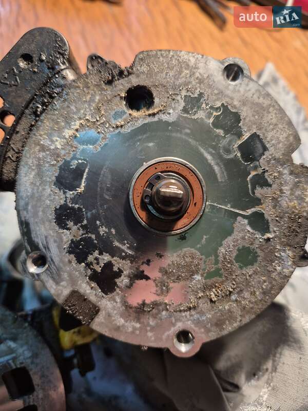 Хэтчбек MINI Cooper 2004 в Черкассах фото 5 Хэтчбек MINI Cooper 2004 в Черкассах