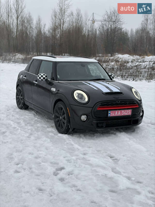 Хэтчбек MINI Cooper 2015 в Киеве