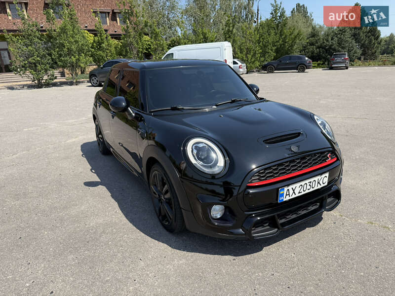 Хэтчбек MINI Cooper 2017 в Харькове