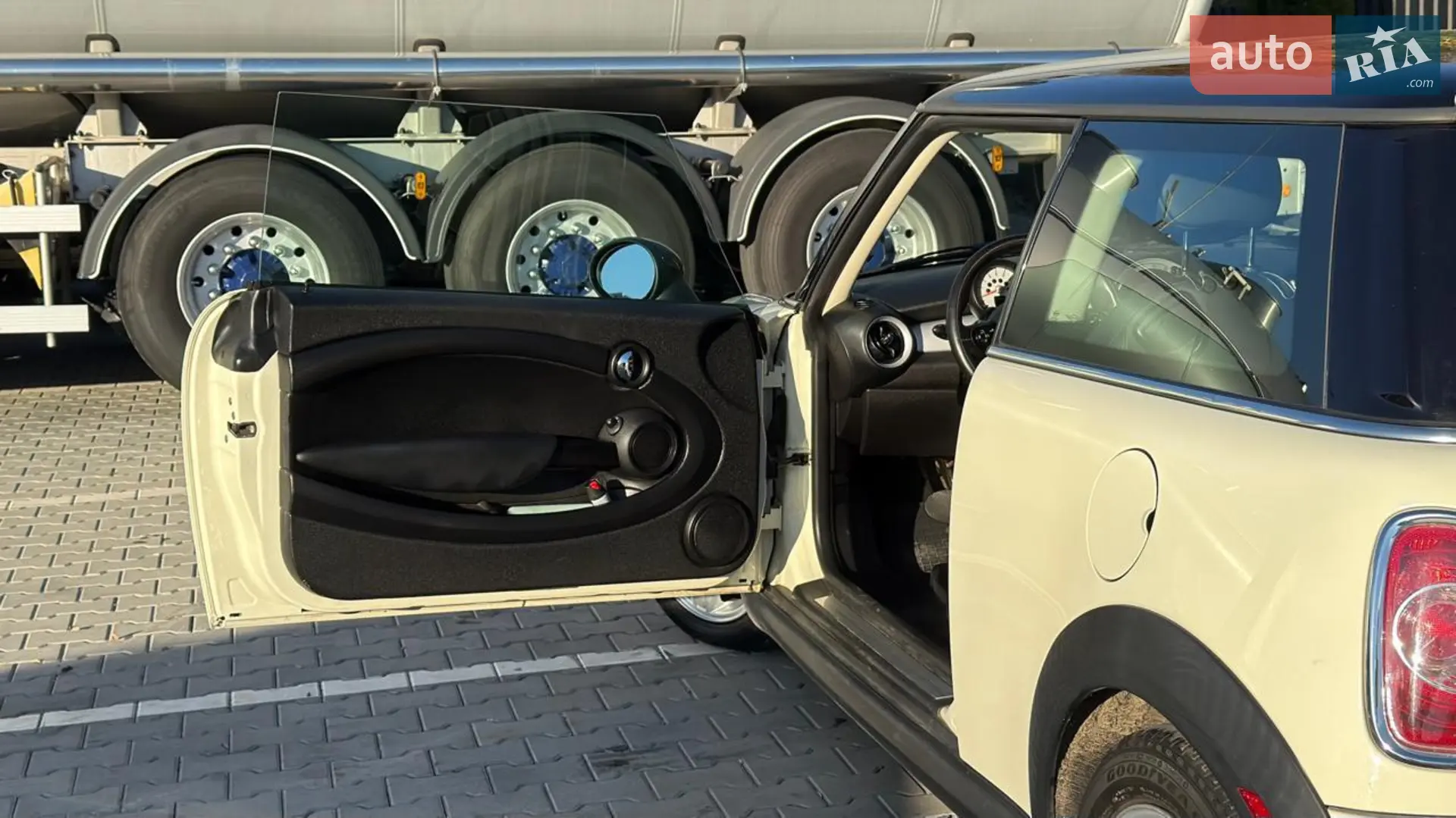 2013 MINI Cooper - мініатюра 33