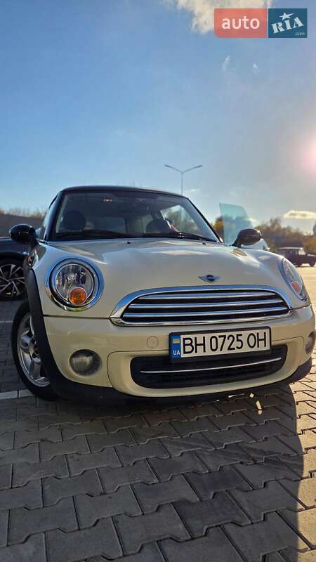 Хетчбек MINI Cooper 2013 в Одесі фото 12 Хетчбек MINI Cooper 2013 в Одесі