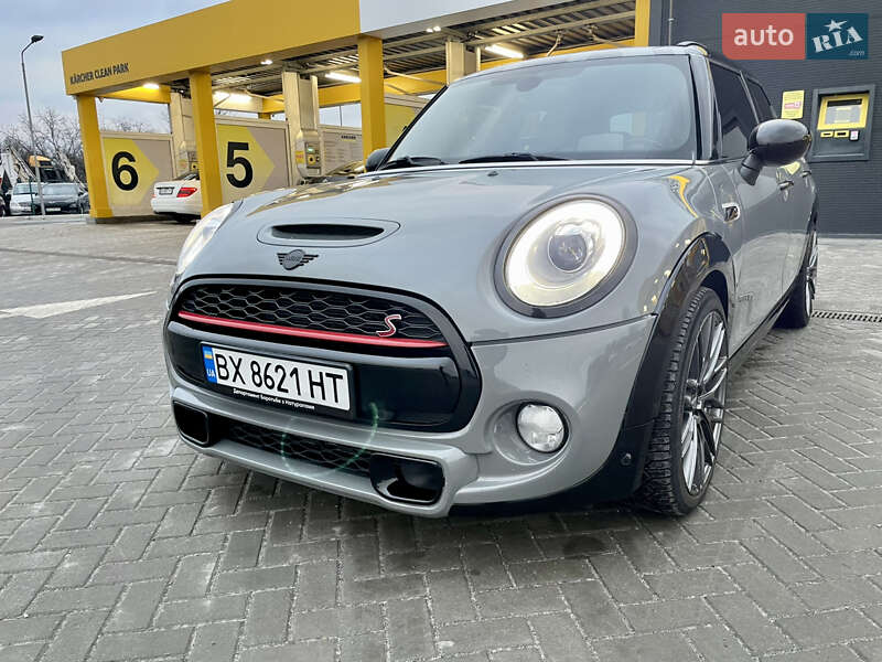 Хэтчбек MINI Cooper 2016 в Днепре фото 2 Хэтчбек MINI Cooper 2016 в Днепре