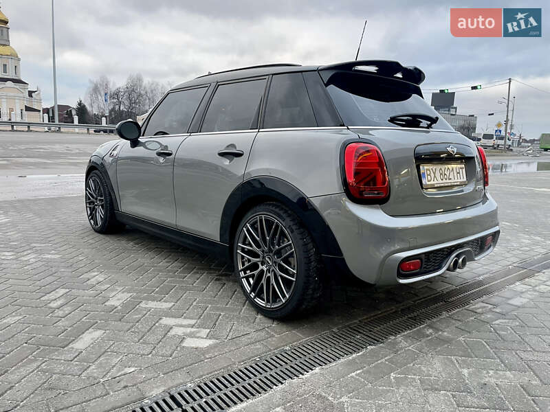 Хэтчбек MINI Cooper 2016 в Днепре фото 11 Хэтчбек MINI Cooper 2016 в Днепре