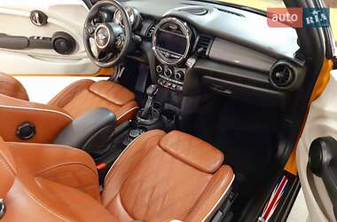 Хэтчбек MINI Cooper 2016 в Львове
