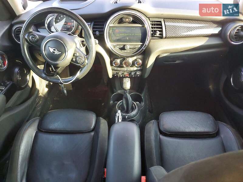 Хэтчбек MINI Cooper 2016 в Ивано-Франковске