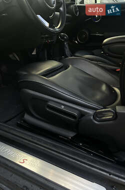 Хэтчбек MINI Cooper 2014 в Вишневом