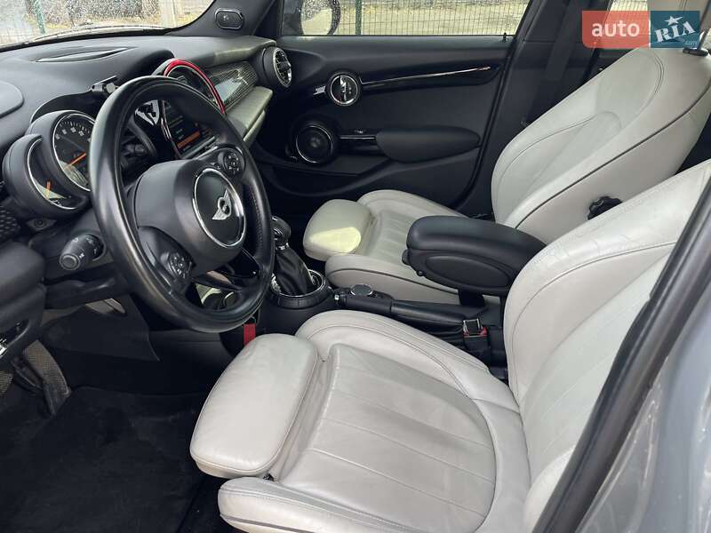 Хэтчбек MINI Cooper 2016 в Днепре фото 12 Хэтчбек MINI Cooper 2016 в Днепре