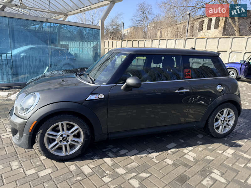 Хэтчбек MINI Cooper 2011 в Днепре фото 7 Хэтчбек MINI Cooper 2011 в Днепре