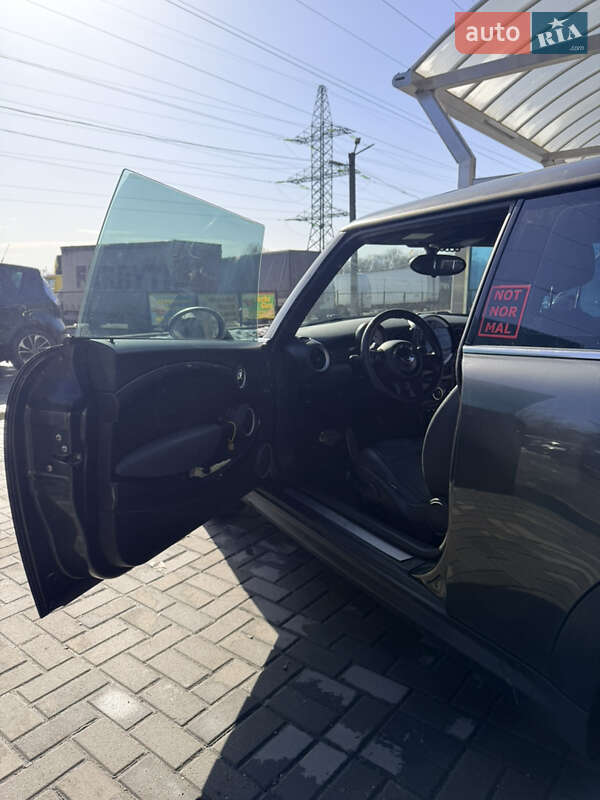 Хэтчбек MINI Cooper 2011 в Днепре фото 15 Хэтчбек MINI Cooper 2011 в Днепре