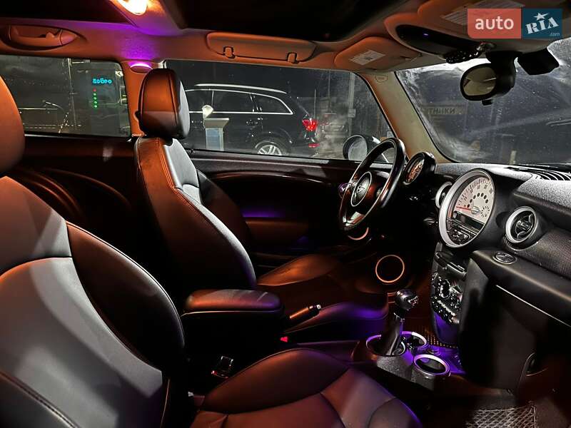 Хэтчбек MINI Cooper 2012 в Николаеве фото 10 Хэтчбек MINI Cooper 2012 в Николаеве
