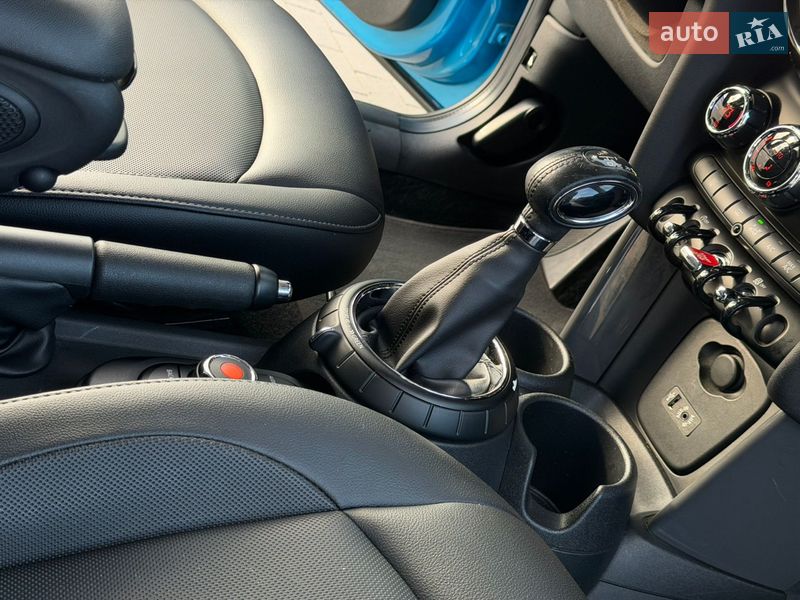 Хэтчбек MINI Cooper 2015 в Одессе