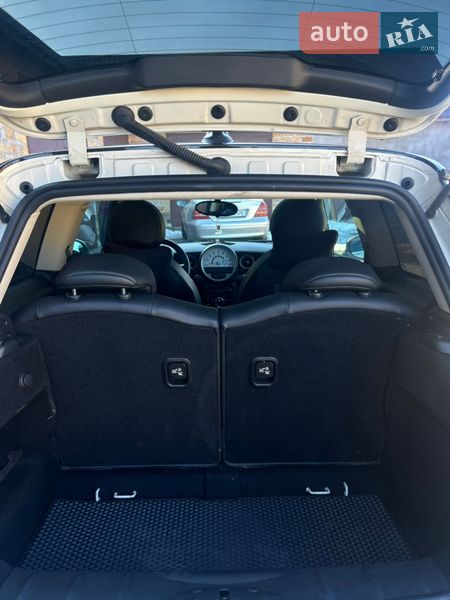 Хэтчбек MINI Cooper 2011 в Раздельной