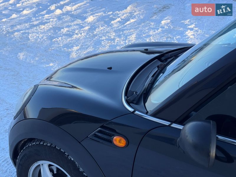 Хэтчбек MINI Cooper 2011 в Ровно