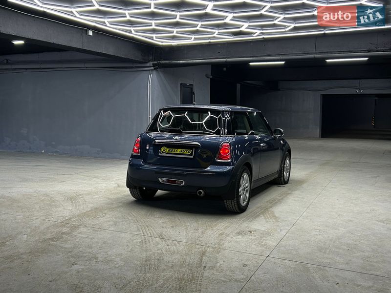 Хетчбек MINI Cooper 2011 в Чернівцях