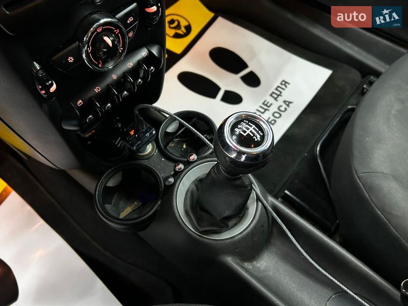 Хетчбек MINI Cooper 2011 в Чернівцях