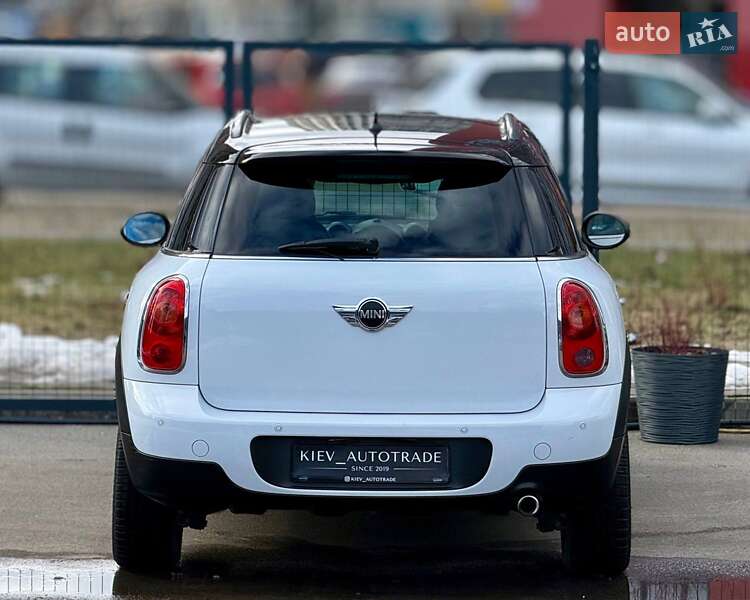 Хэтчбек MINI Cooper 2011 в Киеве