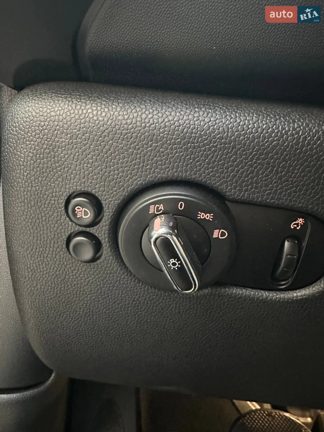2021 MINI Cooper - мініатюра 26