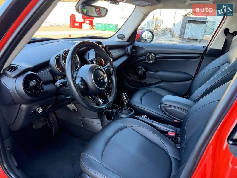Хэтчбек MINI Cooper 2020 в Киеве