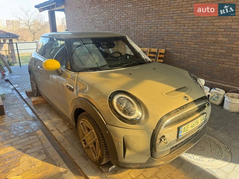 2021 Mini Cooper, VIN WMW11DJ0702P69331:plate — zdjęcie 1 (autoria)
