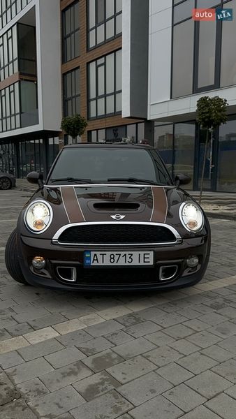 Хетчбек MINI Cooper 2009 в Івано-Франківську